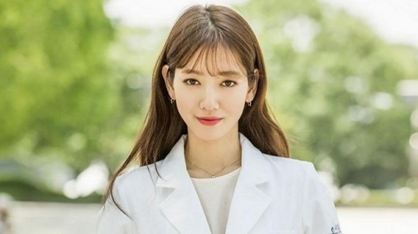 thoi-trang-trong-phim-doctor-hinh-anh-20-e1469173594486