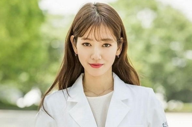 thoi-trang-trong-phim-doctor-hinh-anh-20-e1469173594486
